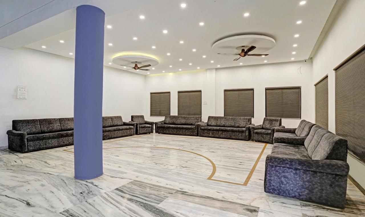 Treebo Varsha Palace Aurangabad  Exterior photo