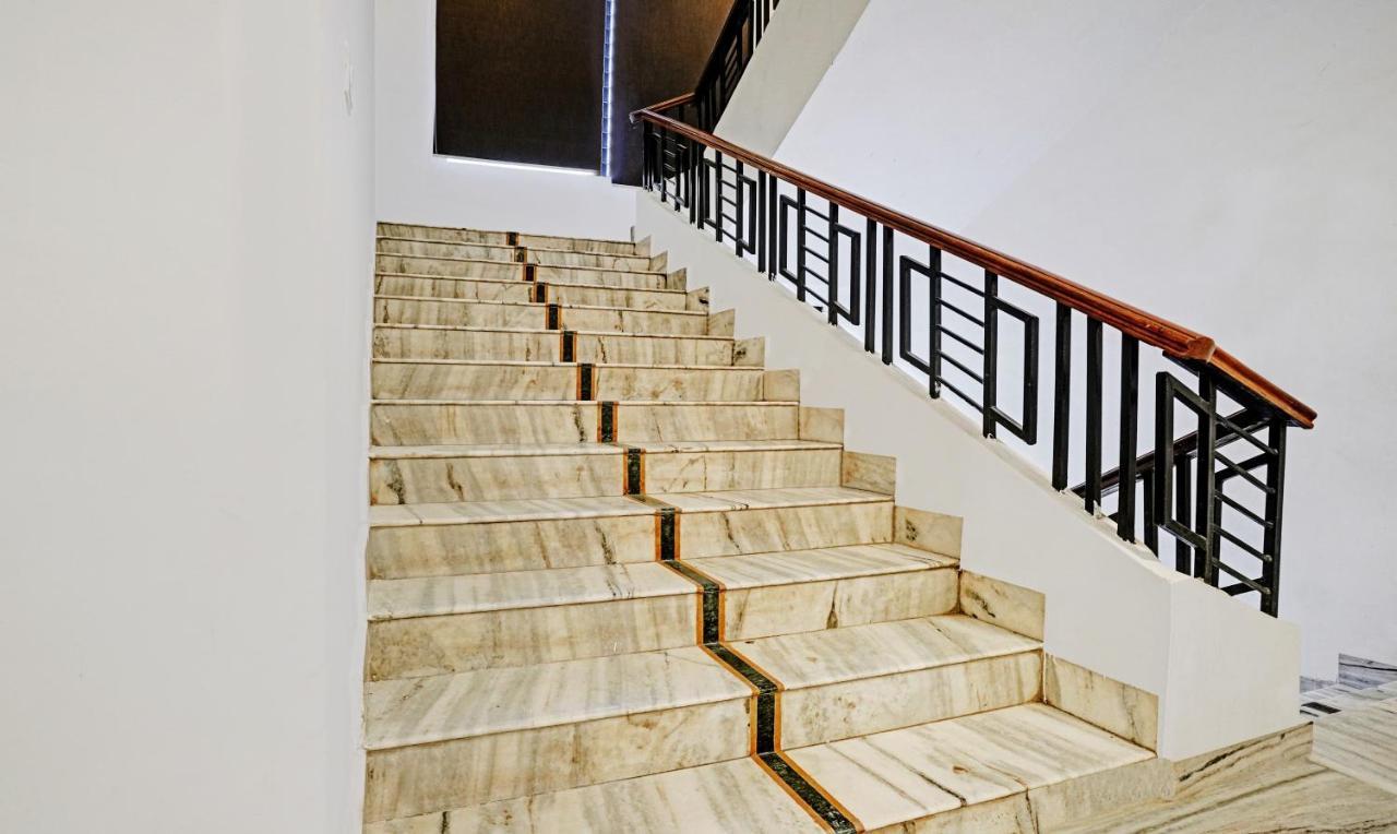 Treebo Varsha Palace Aurangabad  Exterior photo